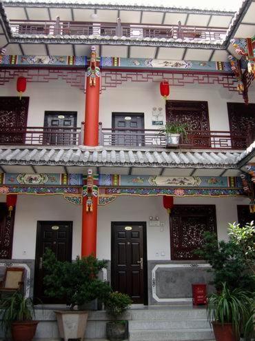 Dali Four Season Flower Inn 大理市 エクステリア 写真