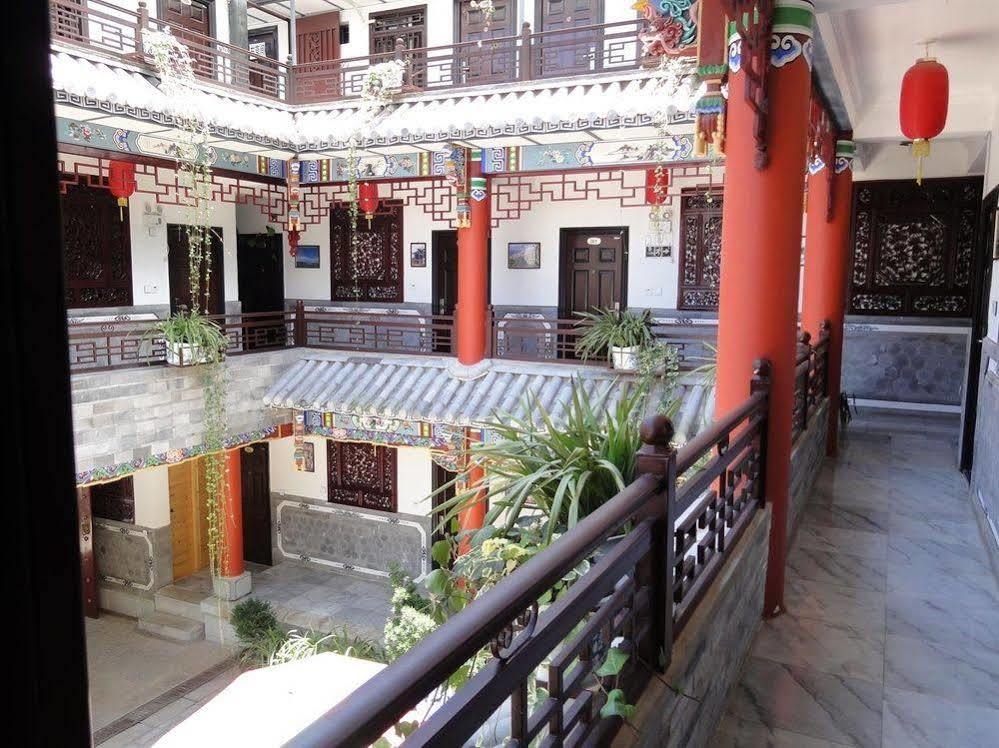 Dali Four Season Flower Inn 大理市 エクステリア 写真